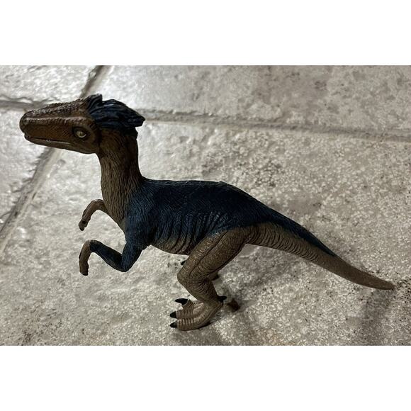 Mojo Velociraptor Prehistoric World Dinosaur Raptor ~ Realistic Figure (2014) - Picture 5 of 8